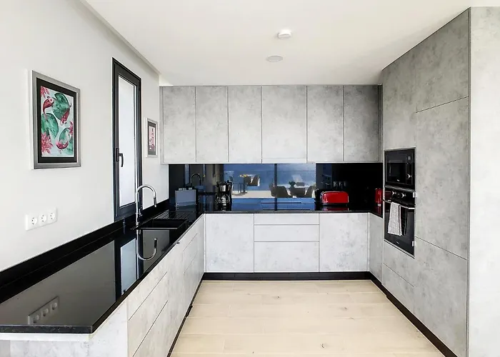 Francelho 2 Aparment By Mhm شقة ريبيرا برافا